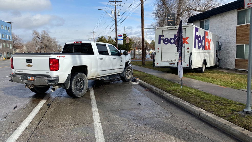 FedEx truck collides with pickup, rams into Salt Lake apartments after making illegal turn - KUTV 2News