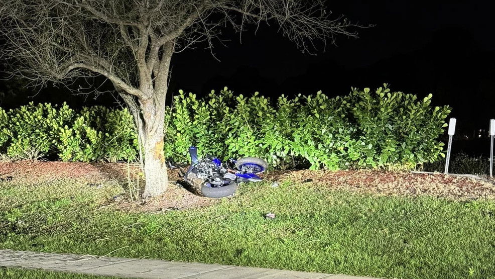 PSL Police investigate morning motorcycle crash - WPEC