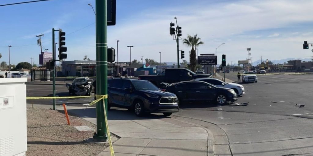 Multiple people hospitalized after 5-car crash in Phoenix - Arizona's Family