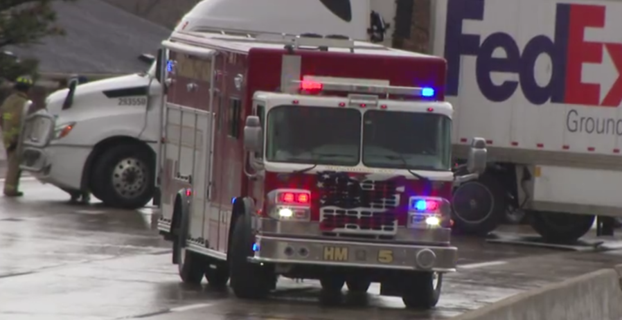 Semi-truck overturns, spills fuel, and shuts down part of I-44 in OKC - Yahoo! Voices