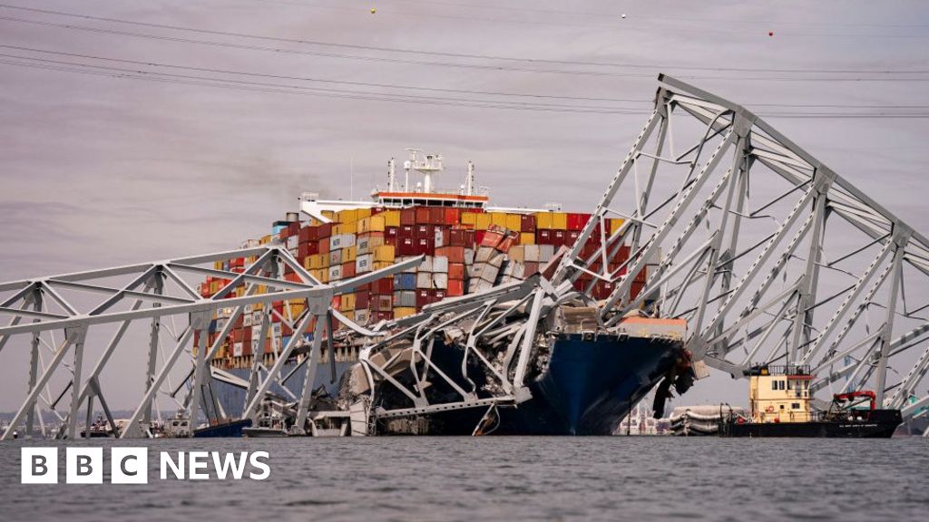 Baltimore bridge collapse: Divers find two bodies in submerged truck - BBC.com