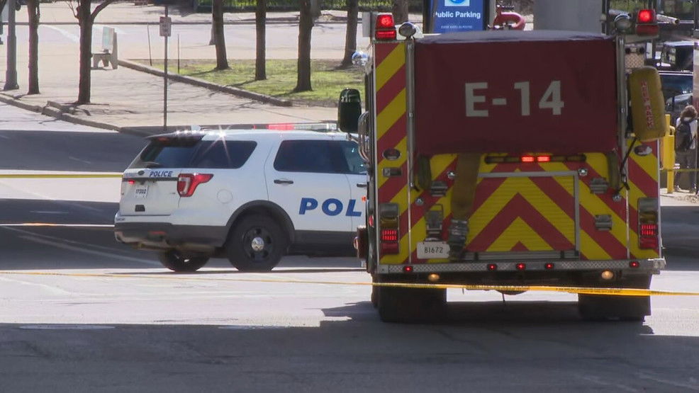 Motorcycle wreck shut down interstate, downtown streets for hours, coroner called - WKRC TV Cincinnati