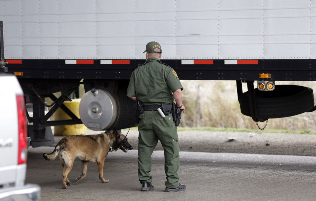 Truck driver arrested at Falfurrias checkpoint for attempting to smuggle 19 people - MyRGV