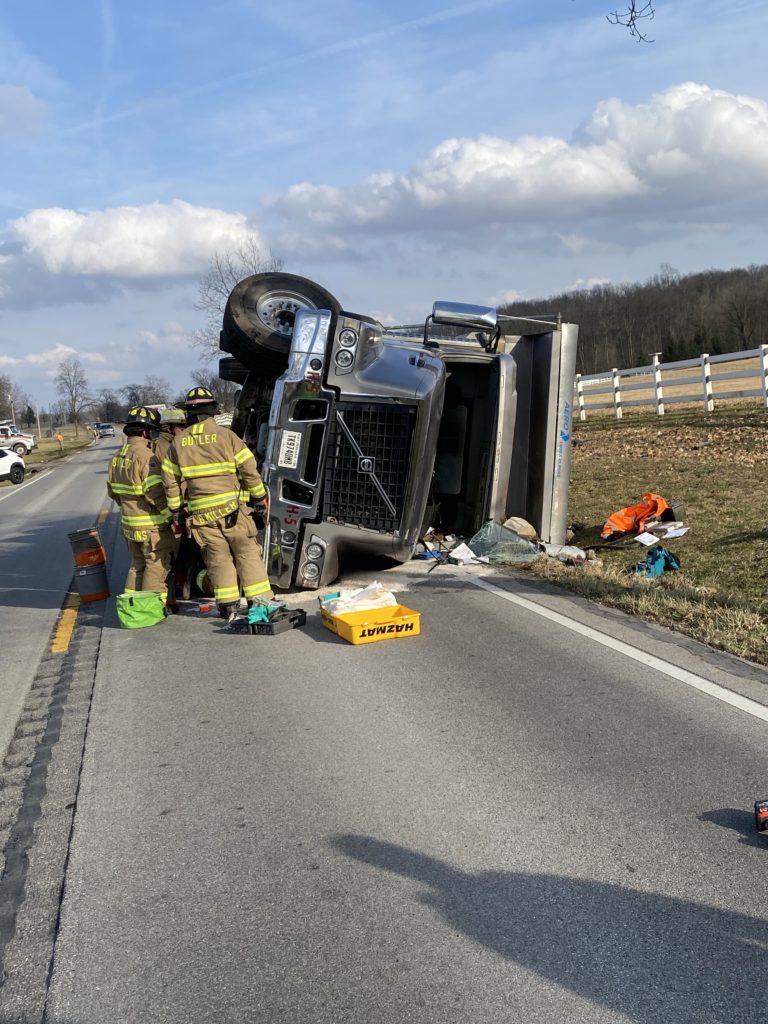 1 injured after dump truck overturns in crash in DeKalb County - WANE