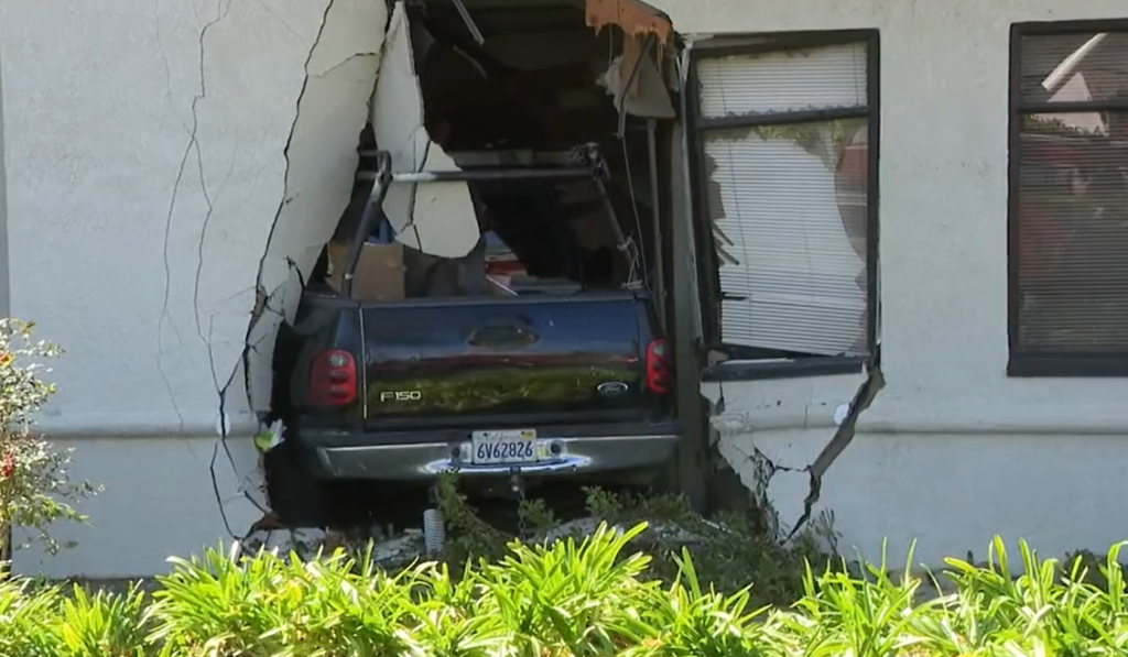 One hospitalized after truck ends up in Laguna Park Dentistry following crash, causes road closures - KTXL FOX 40 Sacramento