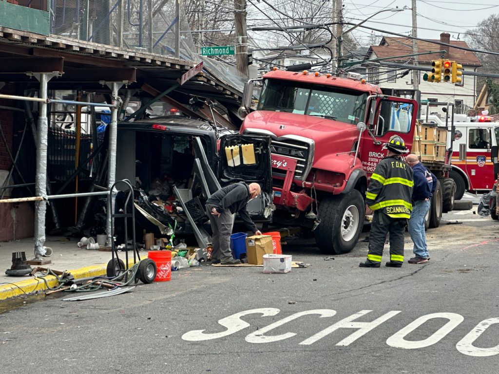 Flatbed truck crash sends car careening into scaffolding outside FDNY house on Staten Island - SILive.com