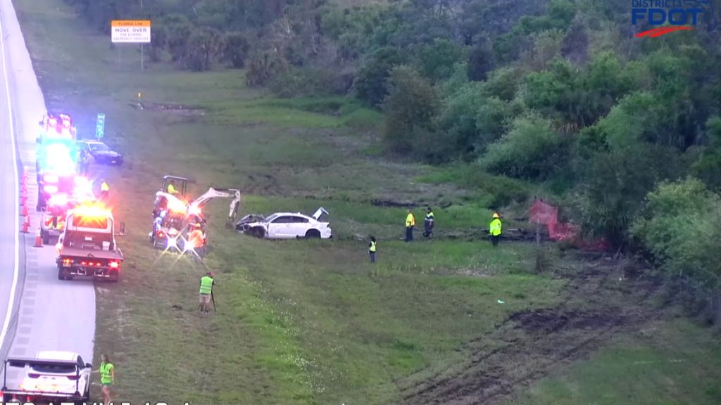 Charlotte County car chase ends in two arrests - Wink News