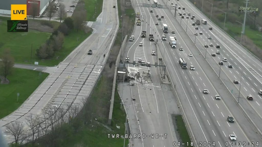 Jane Addams Tollway crash: Driver killed as car, I-90 toll plaza engulfed in flames after crash - WLS-TV