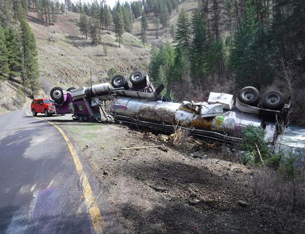 Truck crash releases salmon into wrong Oregon waterway - The Washington Post