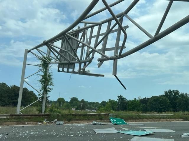 Dump truck hit sign over I-440 in Raleigh, slowing traffic for close to 1 hour - WRAL News