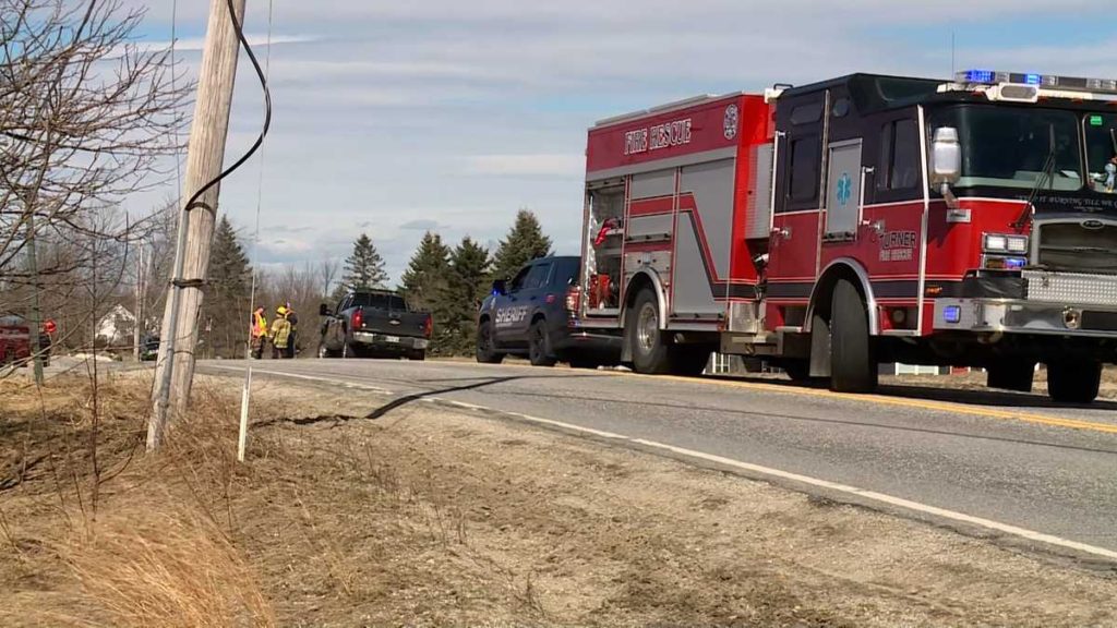 Multiple motorcyclists hurt in Turner crash - WMTW Portland