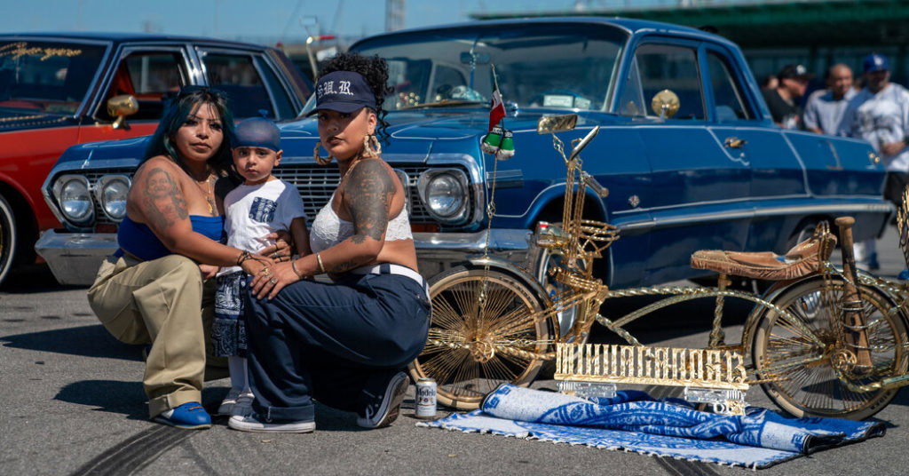 How Lowriders Put a Vivid Stamp on New York City's Car Scene - The New York Times