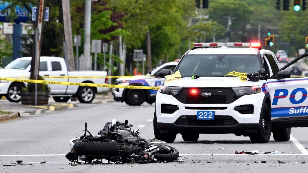 Motorcyclist killed in Commack crash on Jericho Turnpike - Newsday