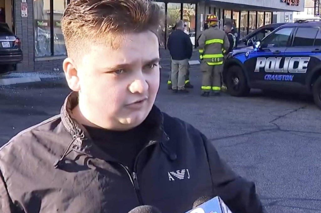 This 15-Year-Old's Comment About A Car Hitting A Dunkin' In Rhode Island Is Going Viral For Obvious Reasons - Yahoo News