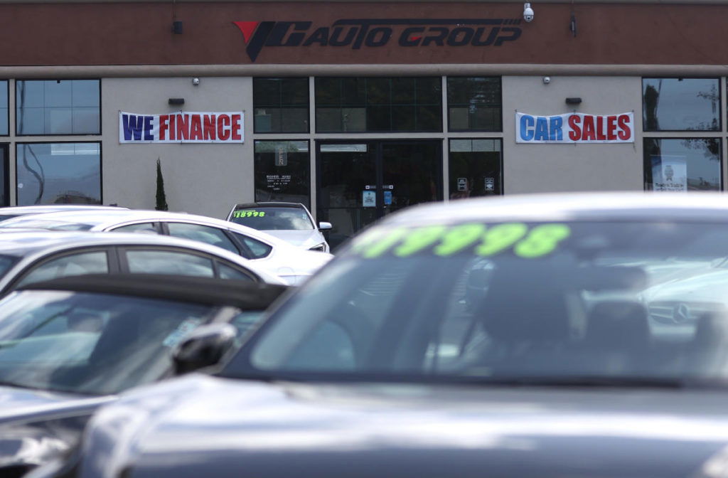 Used car prices fall again in April, down nearly 17% from pandemic highs - Yahoo Finance