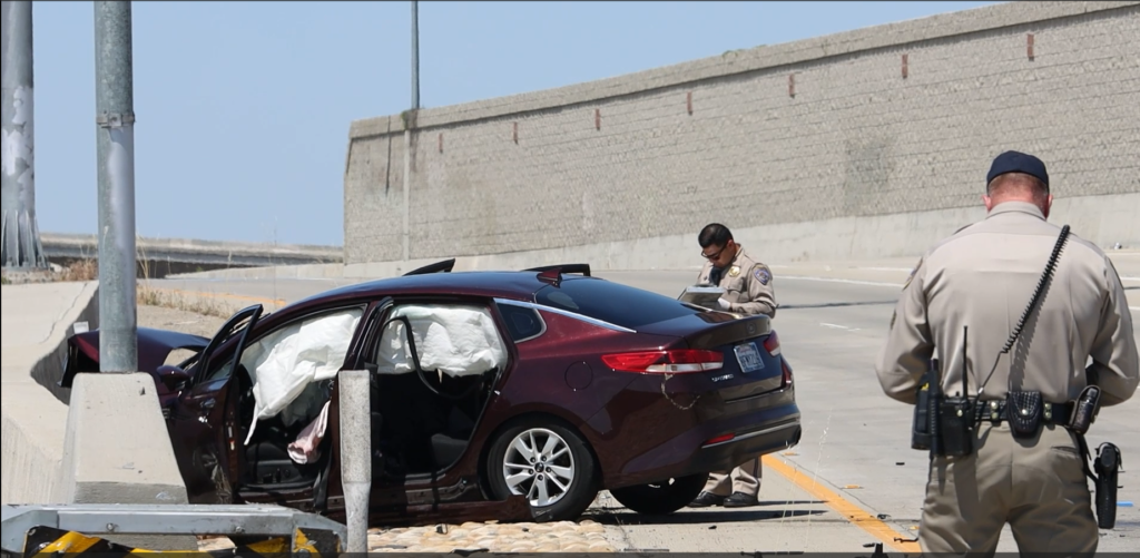 Teens run from car crash on Central Fresno freeway: CHP - YourCentralValley.com