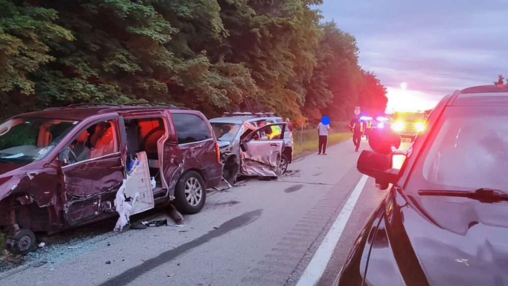 Deputies: Semi-truck driver killed in I-94 crash near Galesburg - WOODTV.com