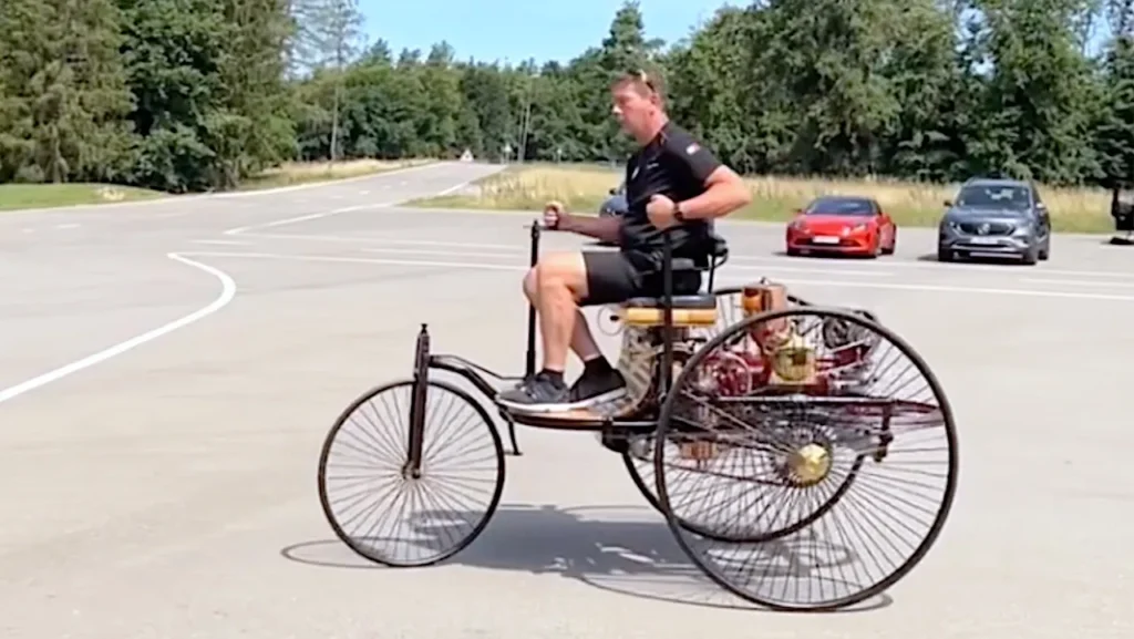 Watch an Enthusiast Drive the First Car Ever Made, the 1885 Mercedes Benz - Open Culture