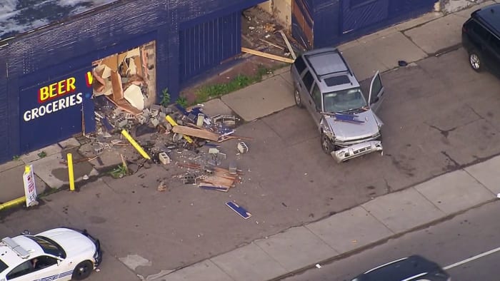 Car smashes into Detroit liquor store, leaving huge holes in building - WDIV ClickOnDetroit