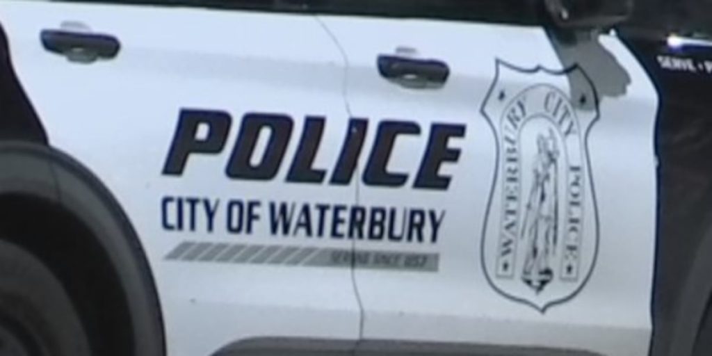 Man dies after motorcycle crash in Waterbury - Eyewitness News 3