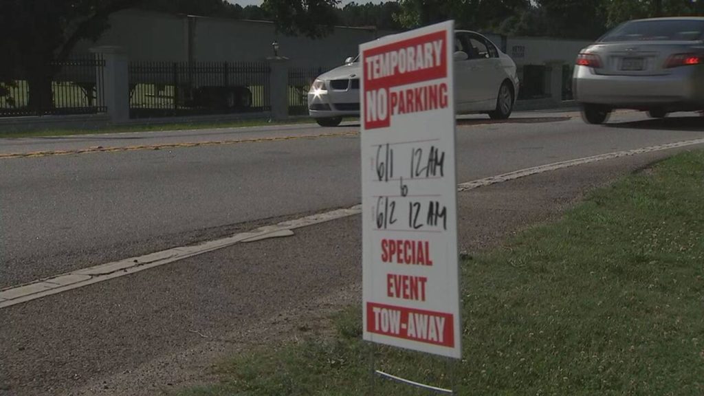 No parking signs go up ahead of Rick Ross car show, thousands expected to attend - WSB Atlanta