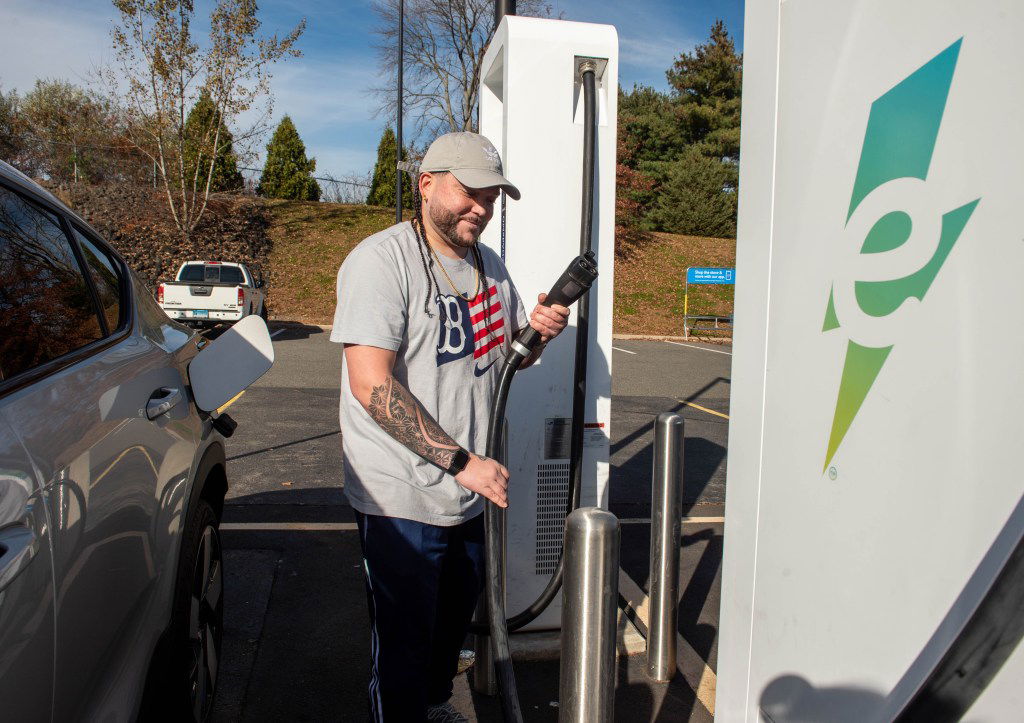 Why electric car measures stalled in CT this year - Hartford Courant