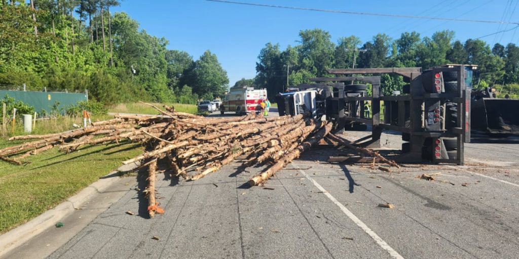 Intersection outside of Plymouth shut down by overturned log truck - WITN
