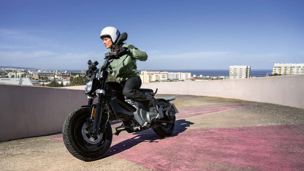 This BMW EV Motorcycle Uses a 3-Series' Alternator for its Motor - RideApart.com