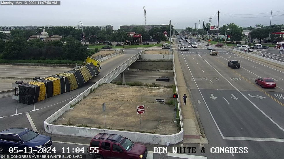 Semi truck rollover traps occupants on E Ben White Boulevard - KEYE TV CBS Austin