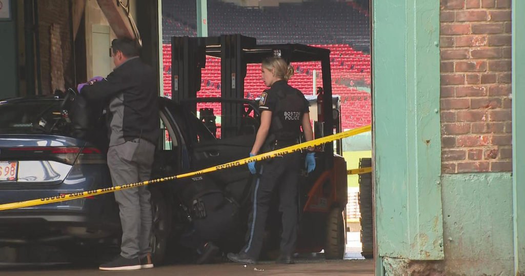 Car ends up inside Fenway Park after earlier crashes at U.S. Coast Guard base, Ted Williams Tunnel in Boston - CBS Boston