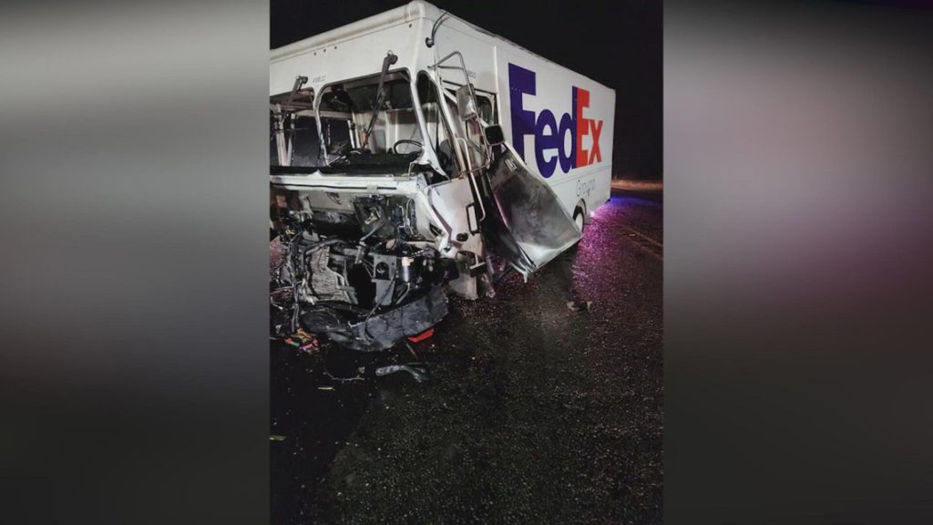 Family of five killed in head-on collision with FedEx truck in Maverick County - KENS5.com