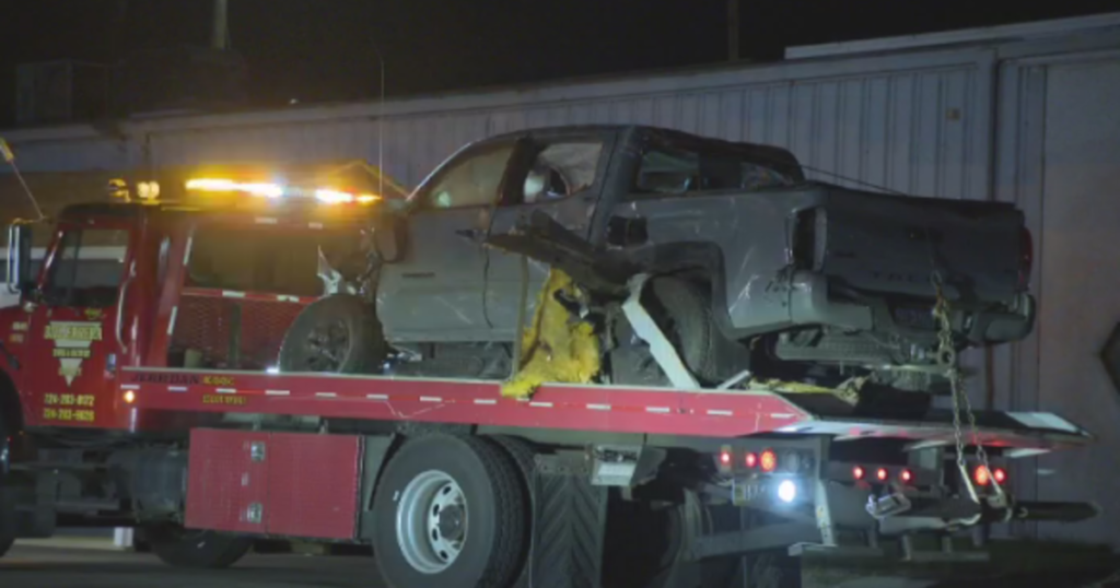 Truck crashes through roof of Butler County jewelry store - CBS News