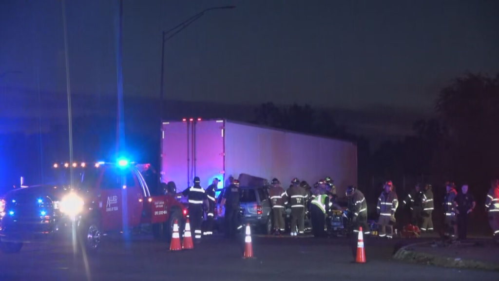 2 Hospitalized After Crash Involving Semi Truck Near I-44 In Tulsa - News On 6