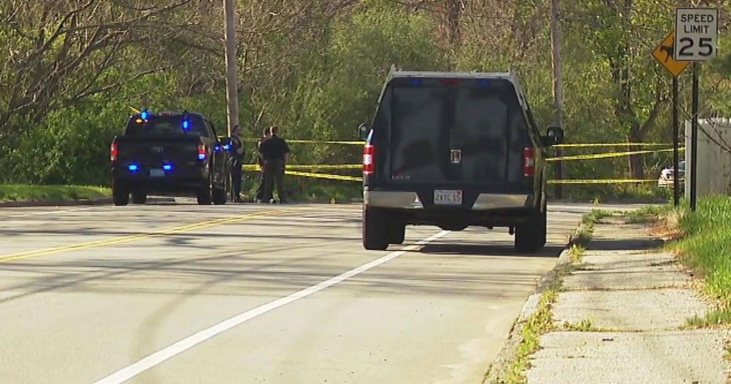 Police investigate crash in Taunton, neighbors say 2 cyclists struck by car - CBS Boston