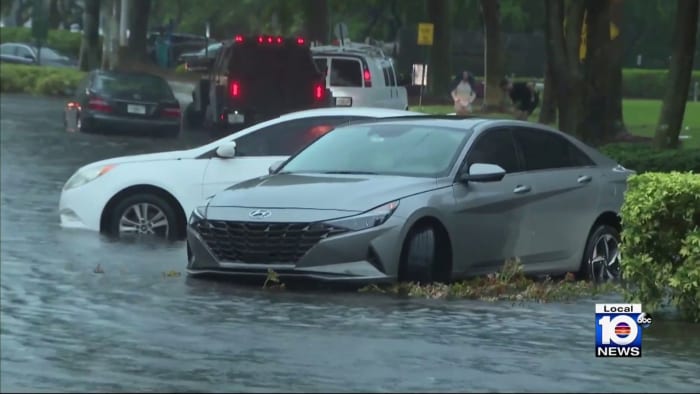 South Florida driver exasperated over $3K bill to tow car from flood waters - WPLG Local 10