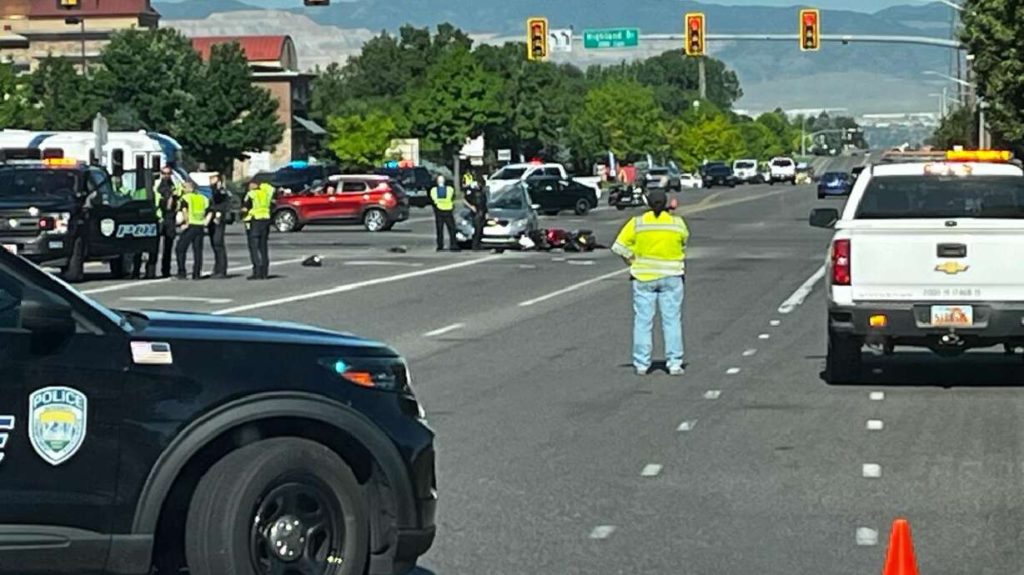 Man critically injured when motorcycle hit by car in Sandy - KSL.com