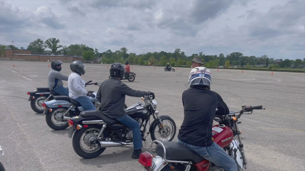 Rumble & Roll revs up support for Make-A-Wish with 21st annual motorcycle rally - KTUL