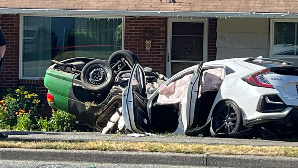 Driver in custody after deadly SeaTac multi-car high-speed crash kills 1, injures 3 - KOMO News