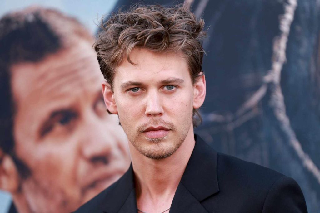 Austin Butler on Motorcycle Crash Filming “The Bikeriders”: 'All I Was Thinking About Was the Bike' (Exclusive) - Yahoo Entertainment