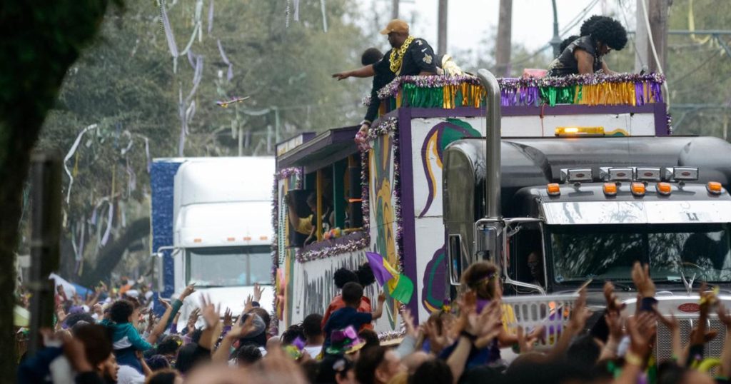 Mardi Gras truck parade faces danger after dark, captain says. 'We have zero protection' - NOLA.com