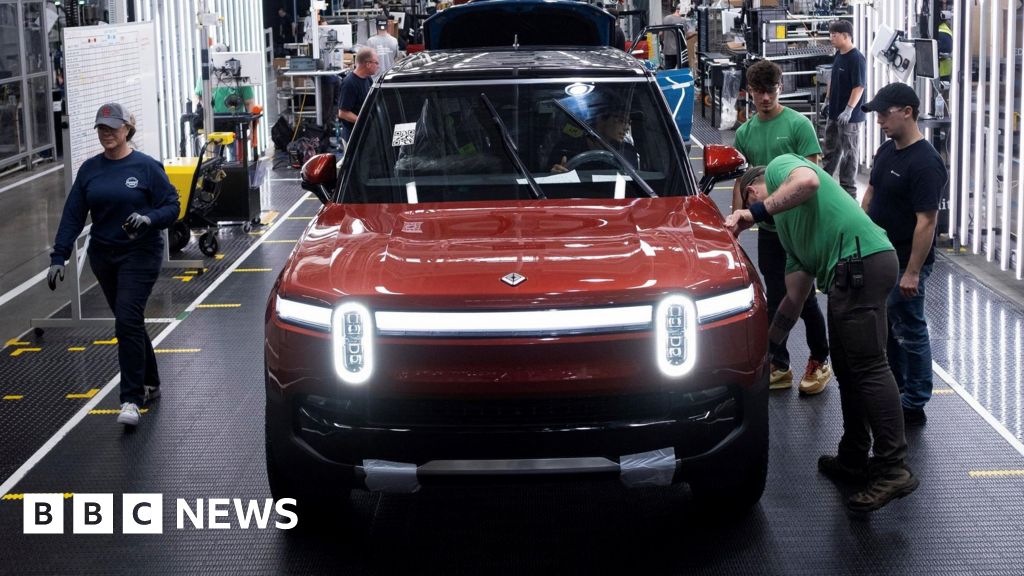 German car maker VW to invest up to $5bn in Tesla rival Rivian - BBC.com