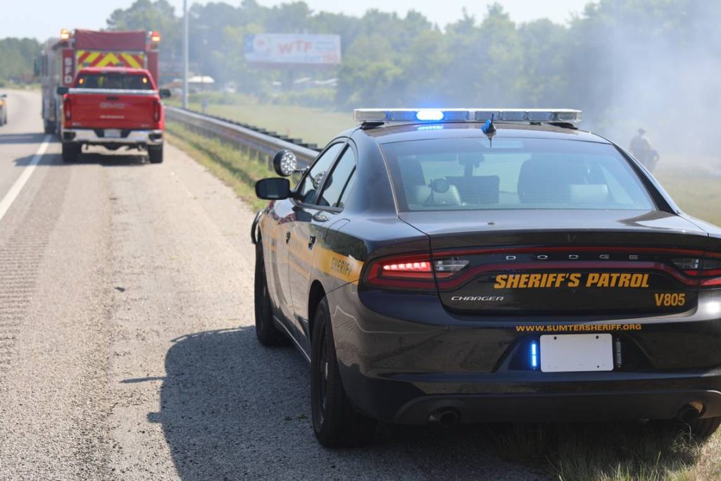 Stolen truck bursts into flames during deputy pursuit in South Carolina. Man arrested - Yahoo! Voices