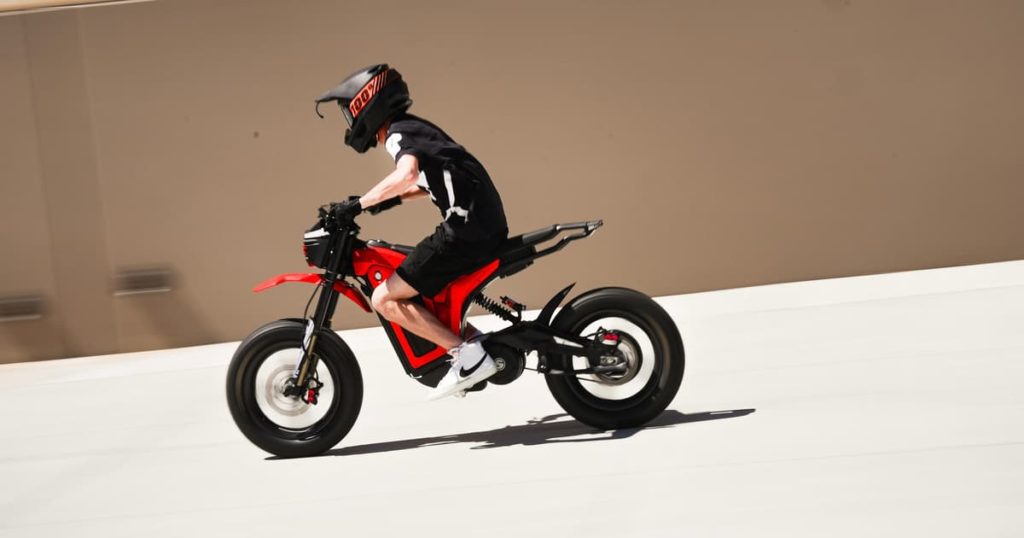 Sub-$7k electric motorcycle takes on the urban jungle - New Atlas