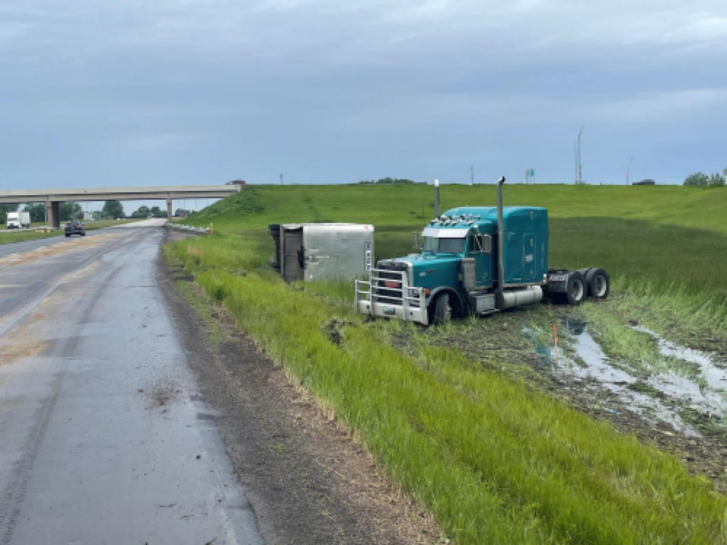 Diesel fuel spills into I-94 ditch after semi-truck crash near Casselton - INFORUM