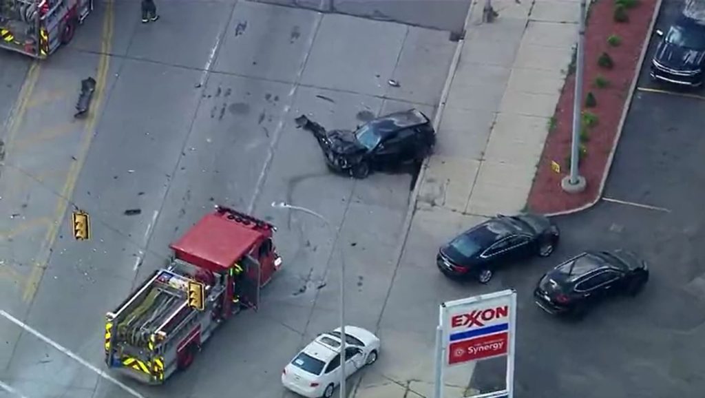 Detroit fire truck involved in crash on I-96 and Livernois - FOX 2 Detroit