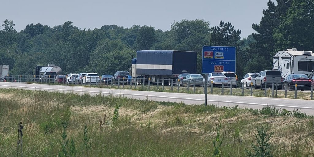 Crash involving semi-truck, 6 other vehicles impacting traffic on WB I-96 at M-100 in Clinton County - WILX