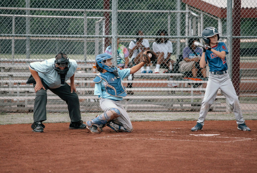 From car crash heroism to baseball diamond: Catcher with one arm knocks doubt out of park - ClarksvilleNow.com - Clarksville Now