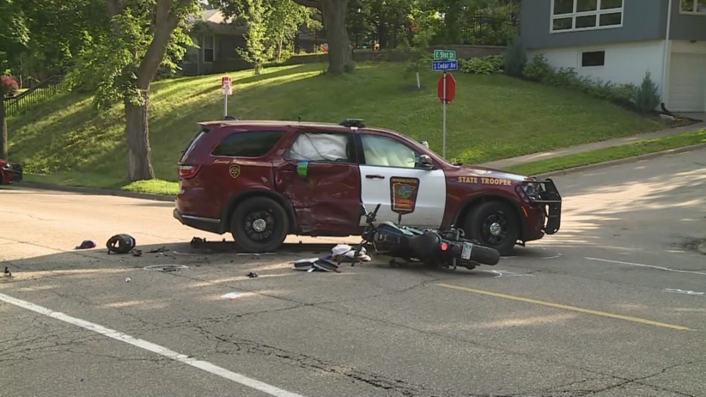 MPD investigating crash involving state trooper, motorcycle - KARE11.com