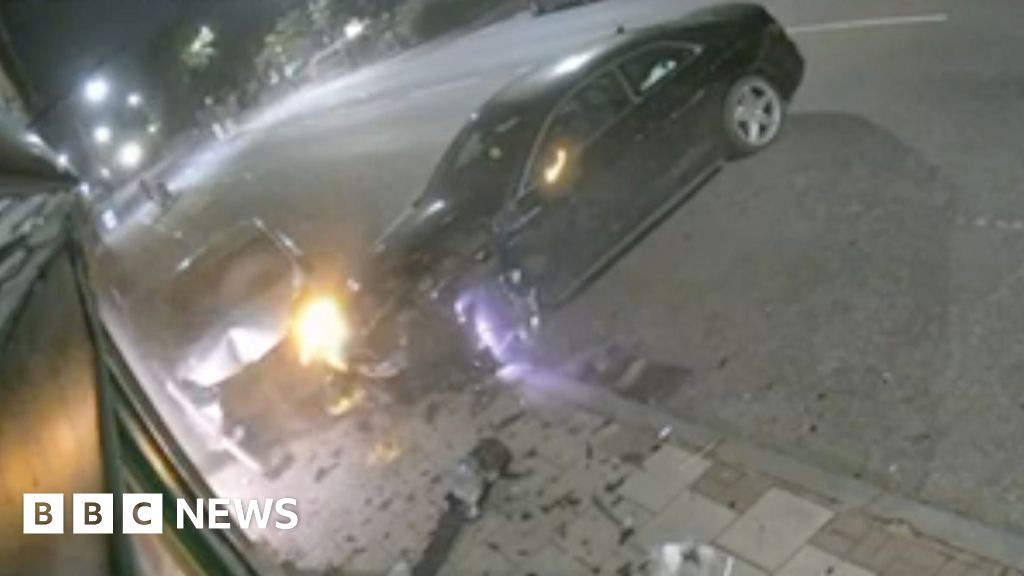 Driver arrested as car crashes into Harpenden shop - BBC.com