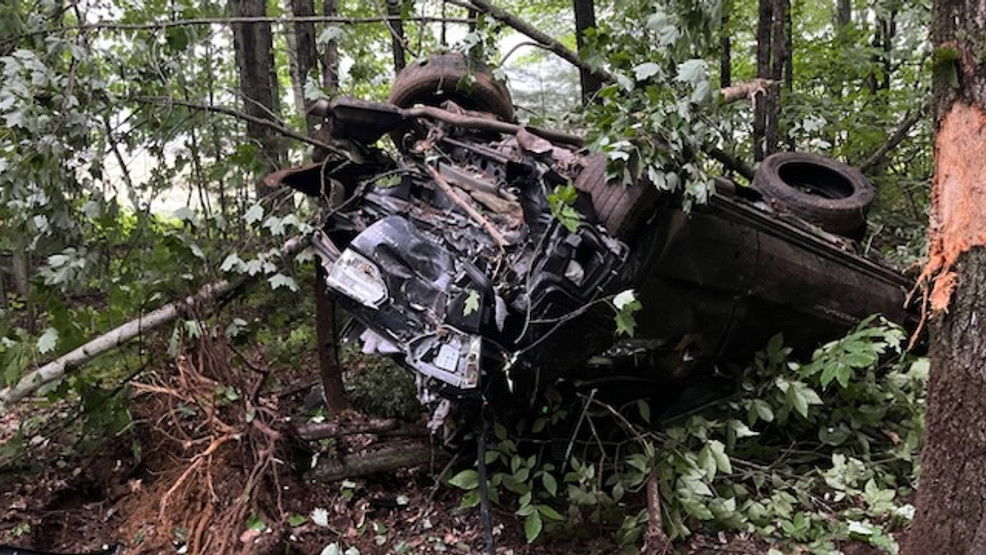 Driver critically injured after car crashes into woods and flips in Raymond, NH - WGME